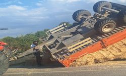 Son dakika! Taşköprü'de traktör kazası: Balya yüklü römork devrildi