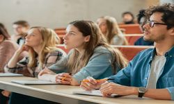 Üniversite Öğrencileri Dikkat: 2025-2026 Burs Fırsatları! Son Başvuru Tarihleri Açıklandı