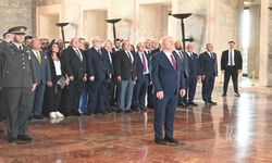 Zafer Partisi Kastamonu, 4. Kuruluş Yıldönümünü Anıtkabir’de Kutladı