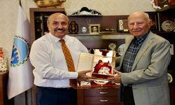 Emekli Kara Kuvvetleri Komutanı Atilla Ateş Paşa Taşköprü'de
