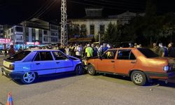Kastamonu plakalı araç da kazaya karıştı: Yaralılar var!
