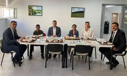 Kastamonu’da Kaymakam Özeş, Öğrencilerin Sofrasına Misafir Oldu
