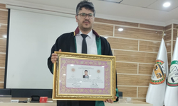 Kastamonulu öğretmen ruhsatını alıp avukat oldu