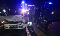 Kastamonu plakalı otomobil traktörle çarpıştı: Feci kazada 4 yaralı var