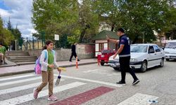 Taşköprü Belediyesi’nden Öğrenciler İçin Güvenli Geçiş Uygulaması