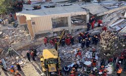 Enkazdan 2 kişinin cansız bedeni çıkarıldı!