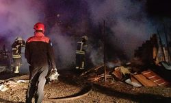 Müstakil Evde Yangın Çıktı: 7 Kişi Hastaneye Kaldırıldı