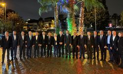 Kastamonulu başkandan belediye başkanlarına akşam yemeği