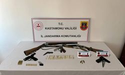 Kastamonu'da jandarma operasyonu: Çok sayıda tabanca ve fişek ele geçirildi