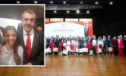 Kastamonulu öğrenci ödülünü Bakan Tekin’den aldı