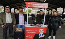 Yeniden Refah Partisi Taşköprü Pazarında Esnafla Buluştu