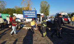 İşçi servisleri çarptı: Çok sayıda yaralı var!