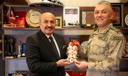 Komutandan Başkan Arslan’a ziyaret