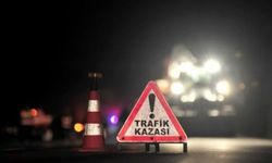 Belediye makam aracıyla jandarma minibüsü çarpıştı: Kazada 2 asker yaralandı