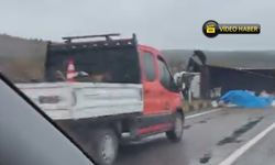 Kastamonu’da Kamyon Devrildi!