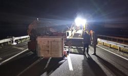 Hafif ticari araçla traktör çarpıştı: Feci kazada 5 kişi yaralandı