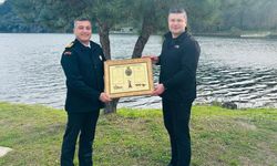 İnebolu Kaymakamı Uçar’dan Yarbay Seymen’e İstiklal Madalyası Takdimi