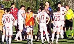Kastamonu'da Korku Dolu Anlar: Futbolcu Dilini Yutarak Yere Yığıldı!