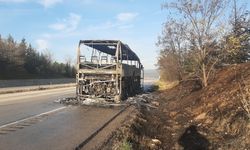 İstanbul'dan Kastamonu'ya giden yolcu otobüsü alev alev yandı!