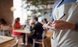 Kafe ve Restoranlarda Yeni Dönem: Zorunlu Masa Ücretine Yasak Geliyor
