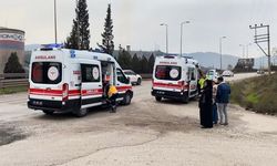 Minibüs Tıra Çarptı: Yolcular Hafif Yaralandı