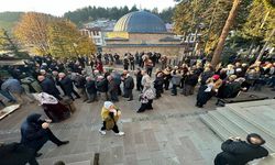 Kastamonu’da Hz. Pir Şeyh Şaban-ı Veli Camii’nde Manevi Buluşma: Zikir Programına Yoğun İlgi