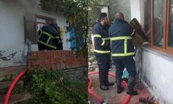 Kastamonu’da Korku Dolu Anlar: Sobadan Sıçrayan Ateş Evi Yaktı