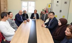 Kastamonu'da Milli Eğitim İl Müdüründen Öğrencilere ve Öğretmenlere Moral Ziyareti