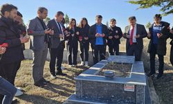 Taşköprü’de Öğretmenler Günü Öncesi Öğretmen ve Öğrencilerden Vefa