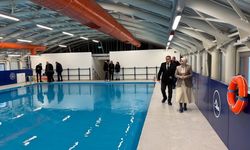 Abana’da kapalı yüzme havuzu hizmete girdi