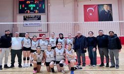 Bozkurt ÇPAL Kız Voleybol Takımından Tarihi Yarı Final Zaferi
