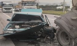 Tır ile Otomobil Çarpıştı: Trafik Kilitlendi, 1 Kişi Yaralandı
