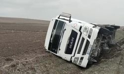 Tanker Devrildi: Sürücü Yaralı Olarak Hastaneye Kaldırıldı