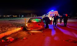 Kırmızı Işık İhlali Kazaya Neden Oldu: Kavşakta Tır ile Otomobil Çarpıştı