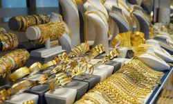 Gram, çeyrek ve yarım altın bugün ne kadar oldu? 8 Aralık 2025 güncel fiyat listesi