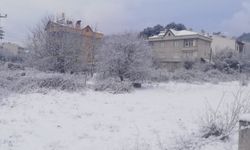 Hanönü'de kar yağışı etkisini artırdı: Köy yollarında çalışma başlatıldı