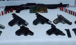 Jandarmadan baskın: Çok sayıda silah ele geçirildi