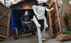 Kastamonu'da hurda malzemelerden robot tasarladı: Yoğun ilgi görüyor