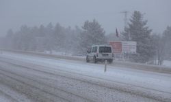 Kastamonu’da yüksek kesimler kışa teslim, kar etkili oluyor