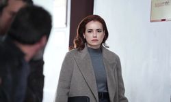 Kıskanmak 13. bölümde Cemal’in kimliği köşkte fırtına kopardı