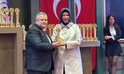 Kastamonu’nun ilk kadın başkanının başarısı ödülle taçlandı