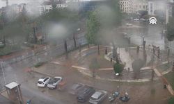 4,9 büyüklüğünde deprem: Çevre iller de hissetti