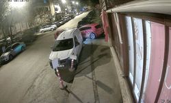 Alkollü sürücü ortalığı birbirine kattı: Park halindeki 5 araca çarpıp kaçtı!