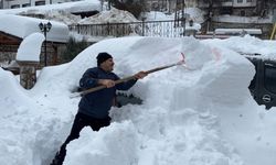 Araçlar kar altında kayboldu, Kastamonulular kürek başında