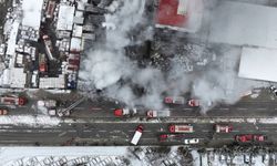 Çakmak fabrikasında yangın: Gökyüzü siyaha büründü