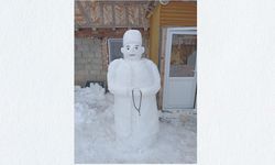 Kastamonu’da Yaratıcılık Kar Üzerinde Hayat Buldu: 'Cübbeli Kardan Adam' Yaptı