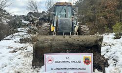 Jandarmadan nokta operasyon: Devrekani’de 3 şüpheli suçüstü yakalandı