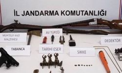 Jandarmadan definecilere baskın: Eserler ve silahlar ele geçirildi!
