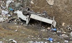 Kontrolden Çıkan Kamyonet Şarampole Yuvarlandı!