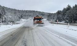 Kastamonu’da kar yolları kapattı, 167 köye ulaşım sağlanamıyor